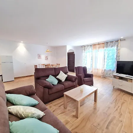 Beck- Tierra Apartment *